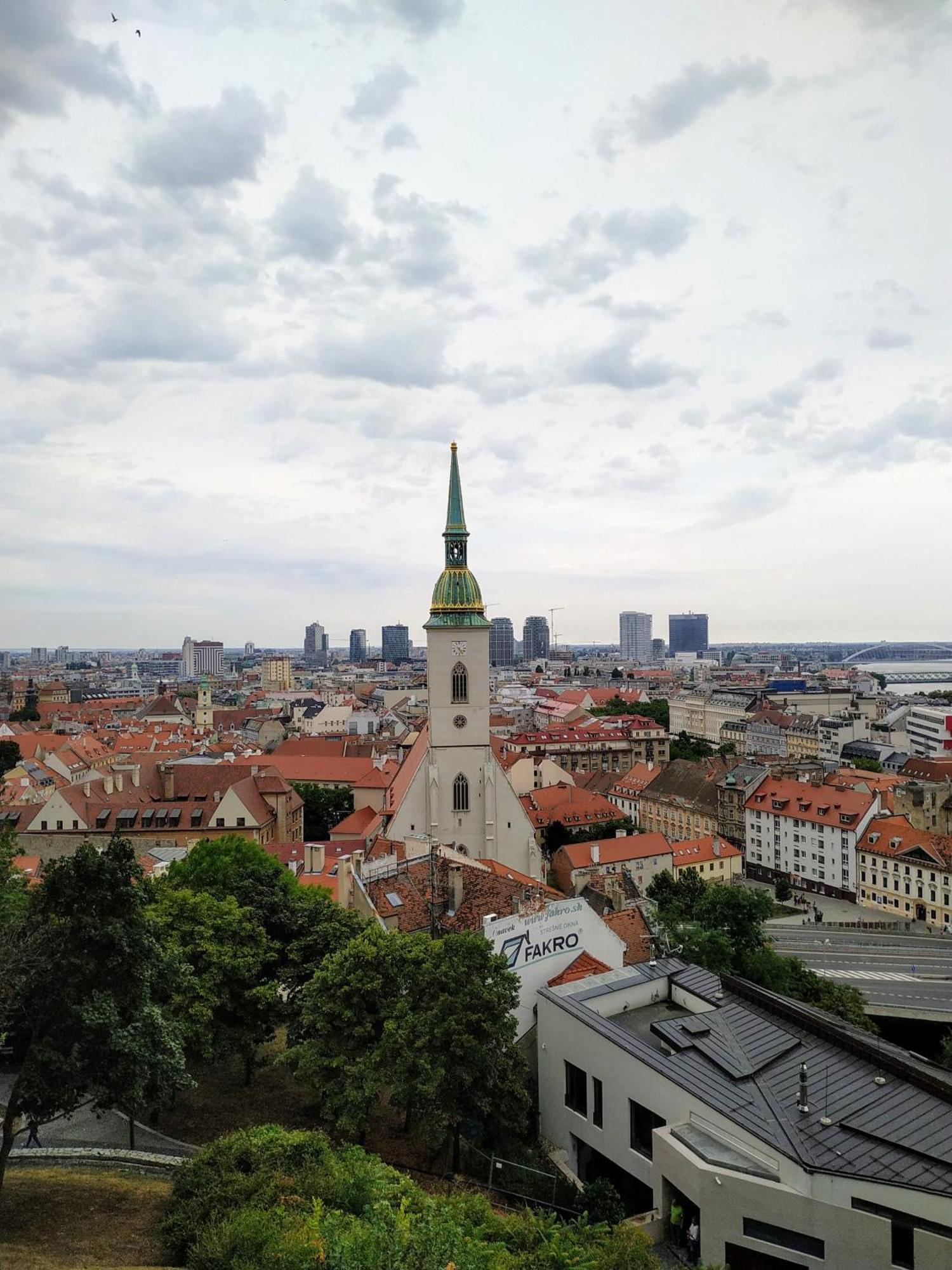 Extralarge Queen Room In The Heart Of Bratislava With Terrace Dış mekan fotoğraf